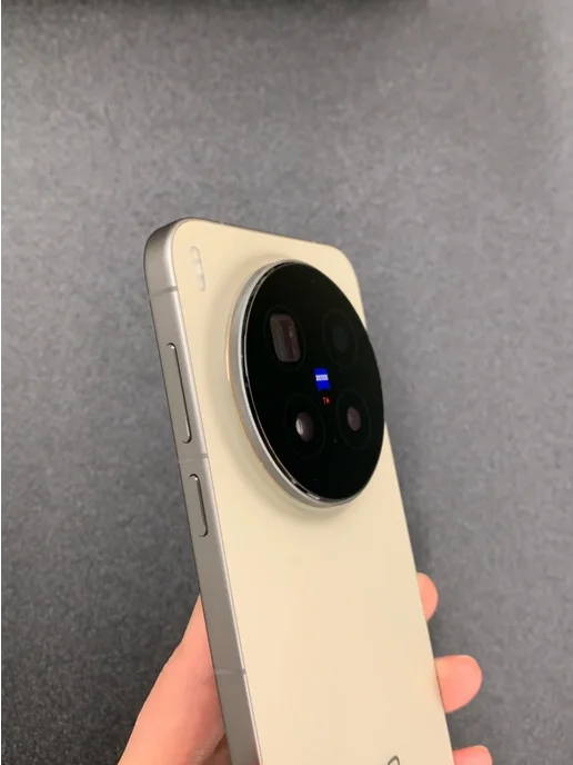 Смартфон vivo X300 Pro 12/256 ГБ, бежевый, фото 7